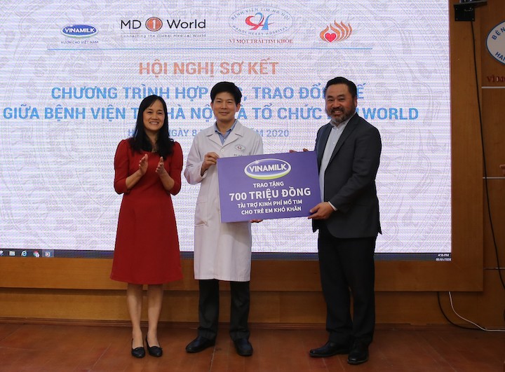 Vinamilk[-]tài[-]trợ[-]1,4[-]tỷ[-]đồng[-]để[-]mổ[-]tim[-]cho[-]trẻ[-]em[-]có[-]hoàn[-]cảnh[-]khó[-]khăn